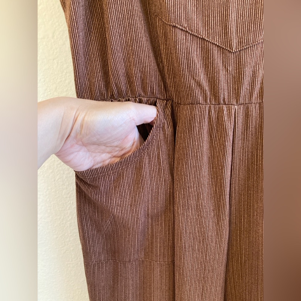 LuLaRoe Leola Jumpsuit Size XS Cinnamon Brown Pinstripe Wide Leg - Picture 3 of 12
